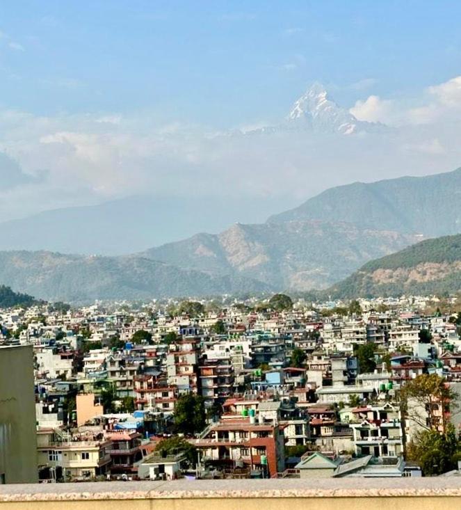 Penthouse 3 Bedroom Apartment With A Beautiful View Pokhara Exterior foto